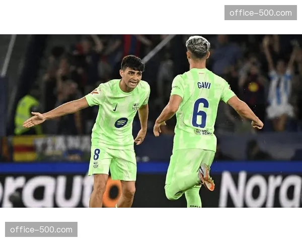 巴萨造越位战术场均制造6.5次越位 弗里克高风险防守体系面临挑战 巴萨造越位战术场均制造6.5次越位 弗里克高风险防守体系面临挑战