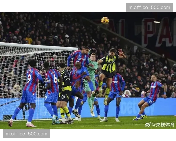 水晶宫体能分配出现问题，一周双赛影响下半场发挥