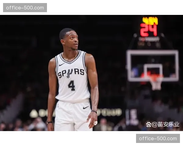 马刺底角三分占比33%最高 瓦塞尔尚帕涅定点投射效率支撑空间 马刺底角三分占比33%最高 瓦塞尔尚帕涅定点投射效率支撑空间